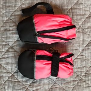 Like New! Winter mittens